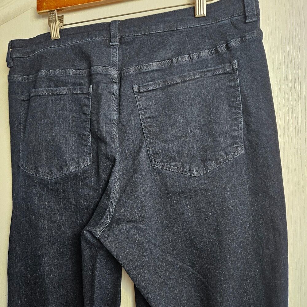 New Universal Standard Flare Sava High Rise Indigo Sz 16 Tall 33" Inseam - Picture 4 of 10